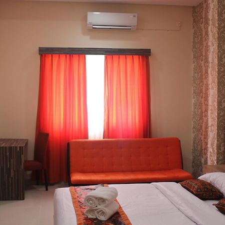 New D'Dhave Hotel Padang  Exterior foto